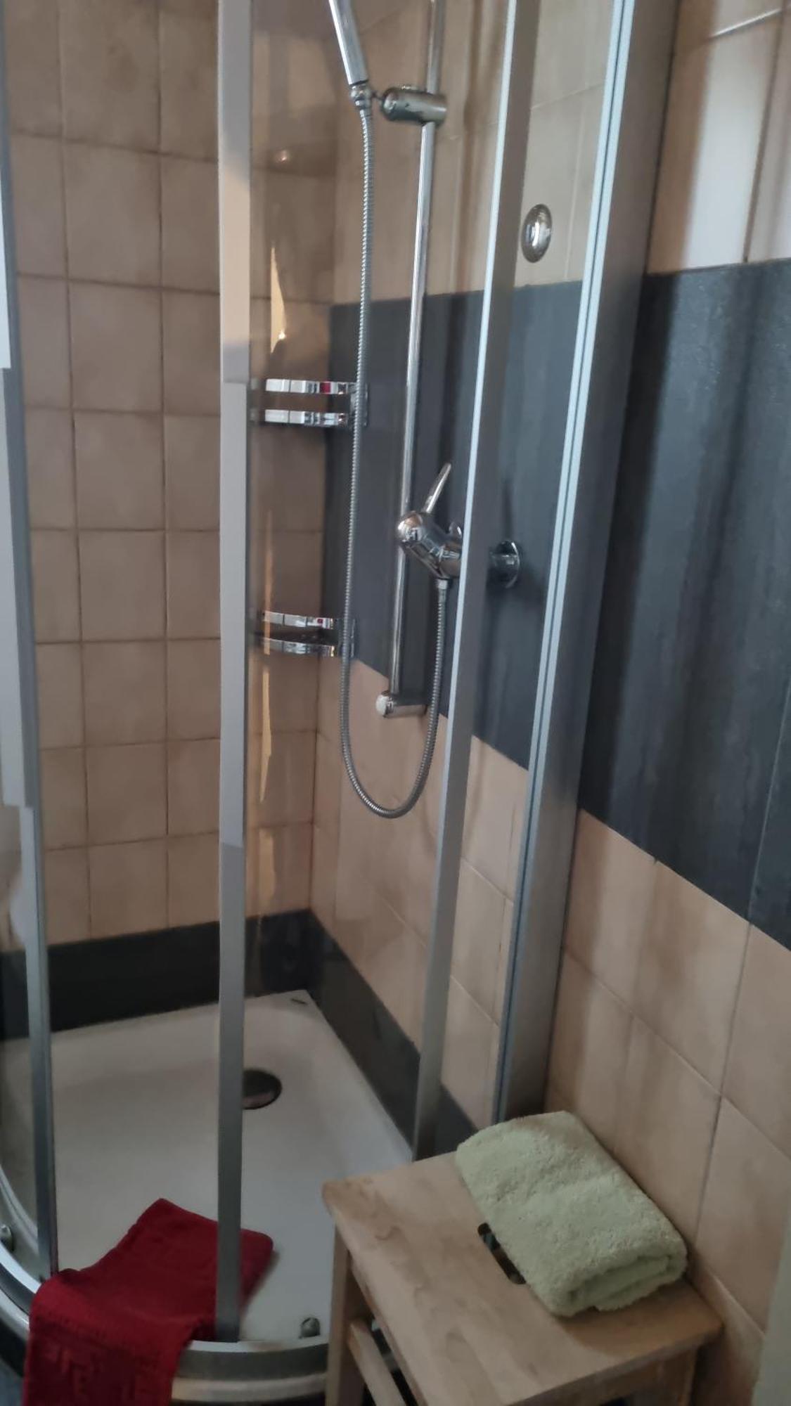 Apartamento Pension Hof Zur Stilli Davos Exterior foto